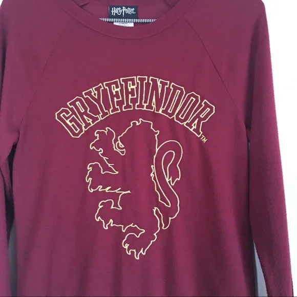 Harry Potter Gryffindor Sweater Burgundy Size Extra Small - Picture 6 of 8
